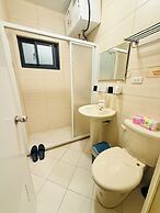 Frank's Hostel