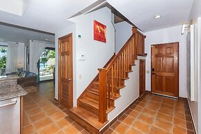Coral Vista #4 - 50546