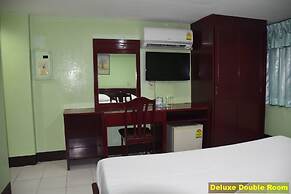 Woodlands Inn