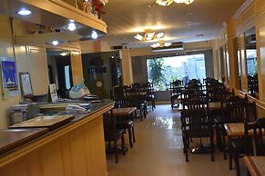 Woodlands Inn