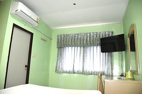 Woodlands Inn