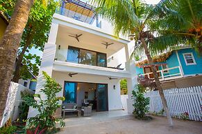 Bella Luna Beach House #226859