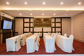 Phuglong Hotel