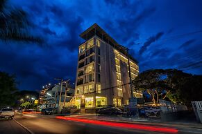 Phuglong Hotel