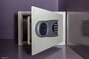 Modern Living Hotel