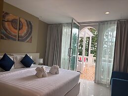 Modern Living Hotel