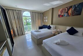 Modern Living Hotel