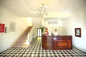 Trang An Hotel