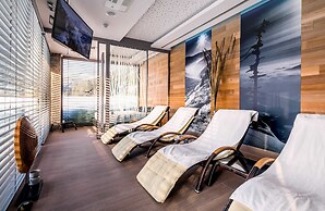 Hotel Pecr Well