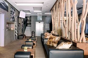 Hotel Pecr Well