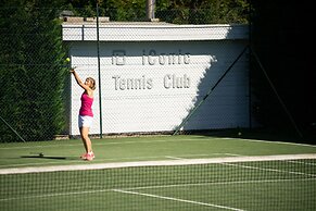 iConic Wellness Resort