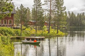 Pinetree Lodge