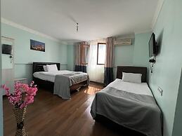 Avsin Apart Hotel