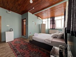 Avsin Apart Hotel