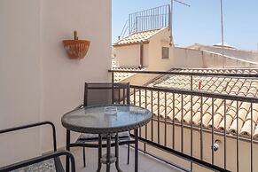 Cavour Rooms