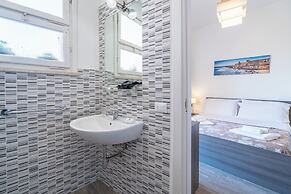 Cavour Rooms