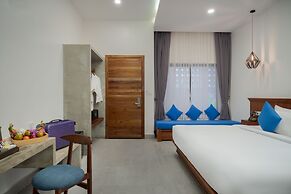 Angkor Aurora