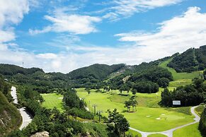 Oak Valley Valley Village