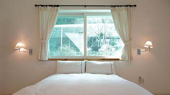 Praise Suite