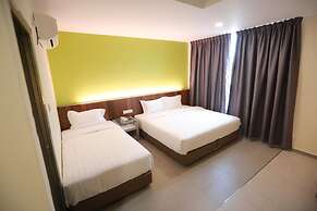 Pantai Regal Hotel