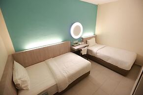 Pantai Regal Hotel
