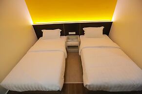 Pantai Regal Hotel