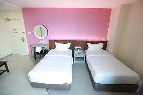 Pantai Regal Hotel