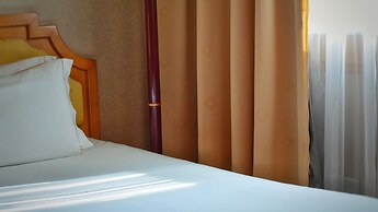 Marine Garden Hotel