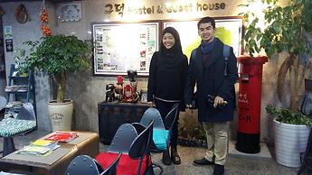 Gudeok Guest House - Hostel