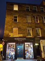 Heart of Edinburgh City Flat