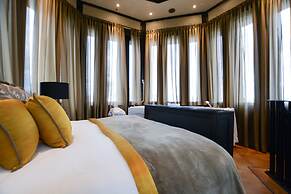 Hotel TwentySeven