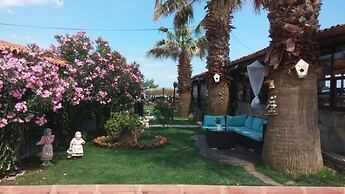 Assos Sardunya Butik Hotel