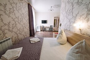 Svoyak Hotel