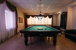 Svoyak Hotel