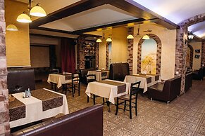 Svoyak Hotel