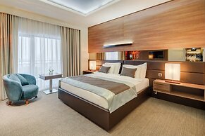 Sky Blue Hotel & Spa