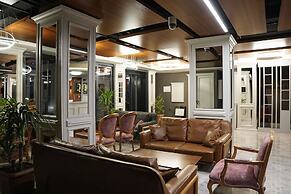 Enerji Hotel