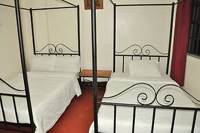 Klub Afriko Hotel