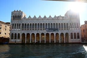 SUNNY Ghetto canal