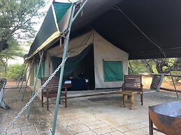 Tautona Lodge