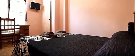 Hostal Abastos