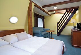 Spa Resort Libverda - Hotel Lesni Zatisi