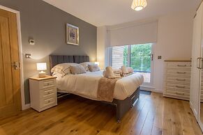 Razia Apartments