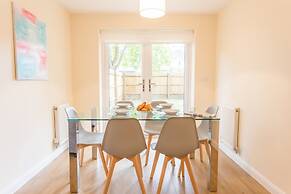 Razia Apartments