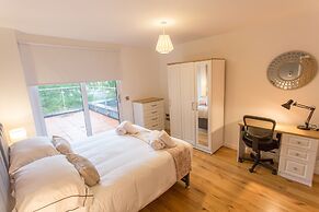 Razia Apartments