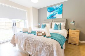 Razia Apartments