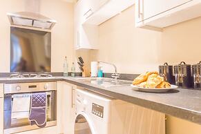 Razia Apartments