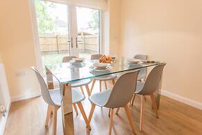 Razia Apartments
