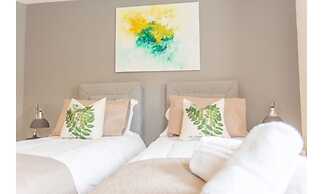 Razia Apartments