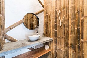 Ceiba by Masaya Collection